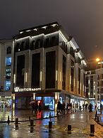 Edition Old City Hotel