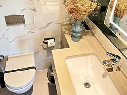 Edition Old City Hotel