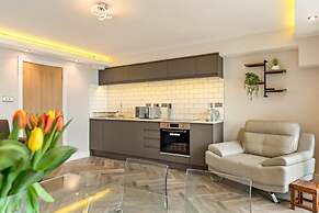 Pleasant View - Direct Beach Access Sea Views and Parking