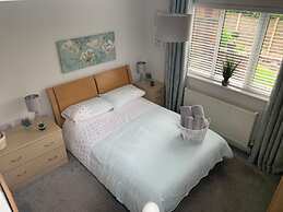 One Bedroom Apartment With En-suite & Patio