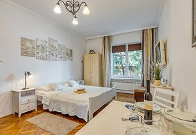 Studio Apartment Magnolia Zagreb