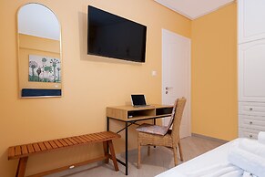 Athens Riviera Golf Apartment