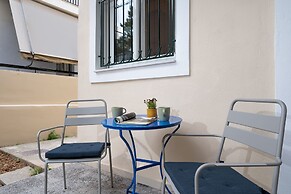 Athens Riviera Golf Apartment