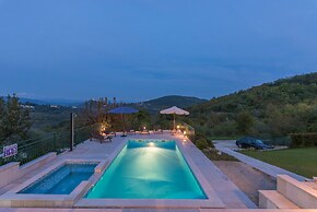 Villa Ana