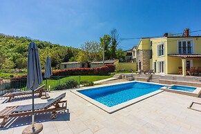 Villa Ana