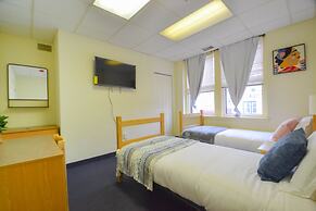 Michie House in College Hill - Hostel