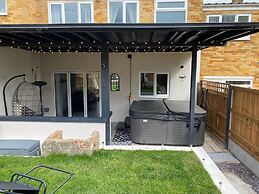 Beautiful 4-bed House