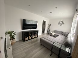 Beautiful 4-bed House