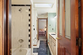 Intercoastal Dreams Penthouse