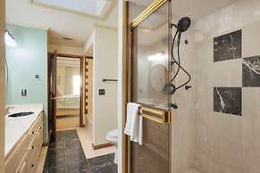 Intercoastal Dreams Penthouse