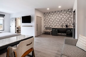 Atwell Suites Denver Airport Tower Road by IHG