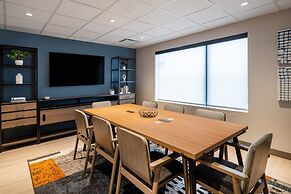 Atwell Suites Denver Airport Tower Road by IHG