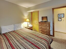 Sunplace 07 by Taylor Made Deep Creek