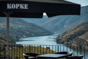 Quinta de São Luiz - The Vine House