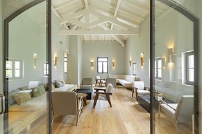 Quinta de São Luiz - The Vine House