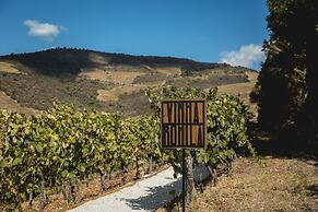 Quinta de São Luiz - The Vine House