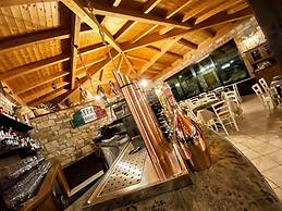 HOTEL   VILLA CAMPO ROSSO