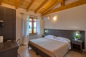 HOTEL   VILLA CAMPO ROSSO