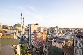 Taksim Leon's Hotel Cafe & Spa