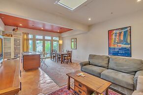 Cypress House & Studio, Walk To Healdsburg Plaza 3 Bedroom Home by Red