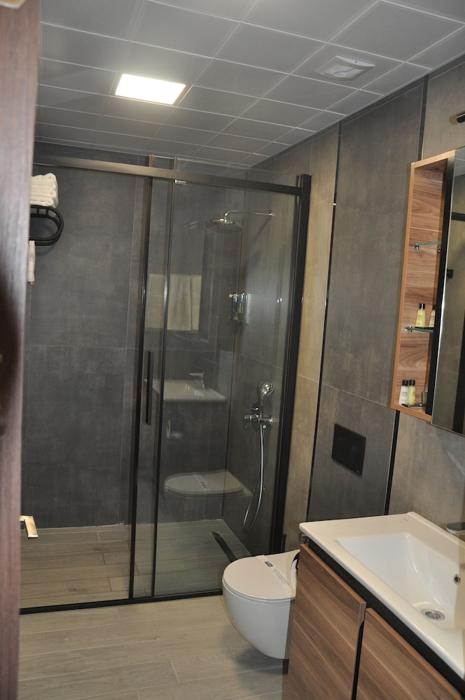 Golaz Suit Otel