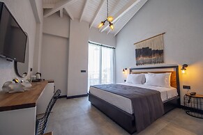 Primus Alacati Adult Only