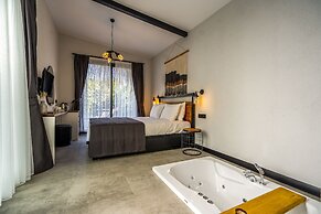 Primus Alacati Adult Only