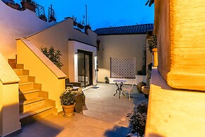 De Gulia Charme and Relax