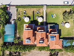 Pigadaki Villas Polychrono