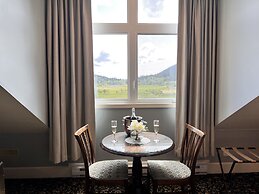 Woodstone Manor Inc.