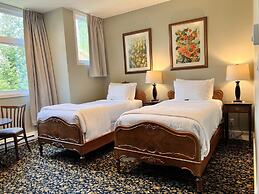 Woodstone Manor Inc.