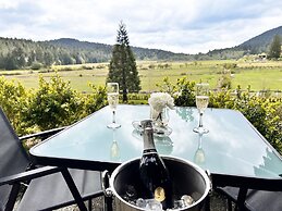 Woodstone Manor Inc.