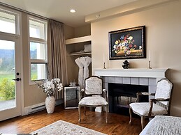 Woodstone Manor Inc.