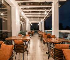 Maa Hotel and Suites