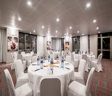 Maa Hotel and Suites