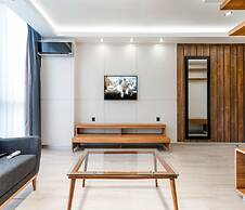 Maa Hotel and Suites