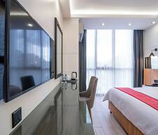 Maa Hotel and Suites