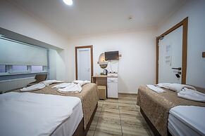 Laos Otel