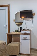 Laos Otel