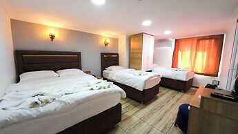 Laos Otel