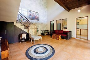 Pukakoo Villa by Supala