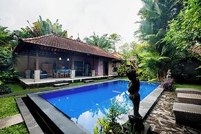 Pukakoo Villa by Supala