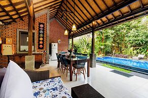 Pukakoo Villa by Supala