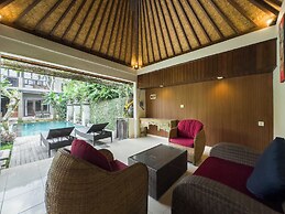 Pukakoo Villa by Supala