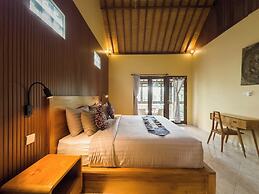 Pukakoo Villa by Supala