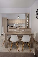 Parian Charming 3bedroom Home