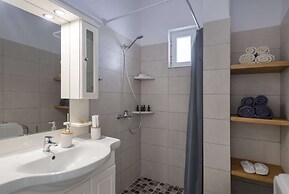 Parian Charming 3bedroom Home