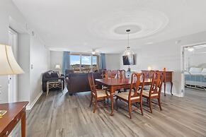 Yacht Club Villas #2-504 4 Bedroom Condo by RedAwning