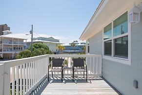 Lagoon View 3 Bedroom Home by Redawning