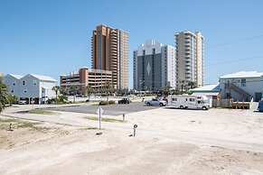 Lagoon View 3 Bedroom Home by Redawning